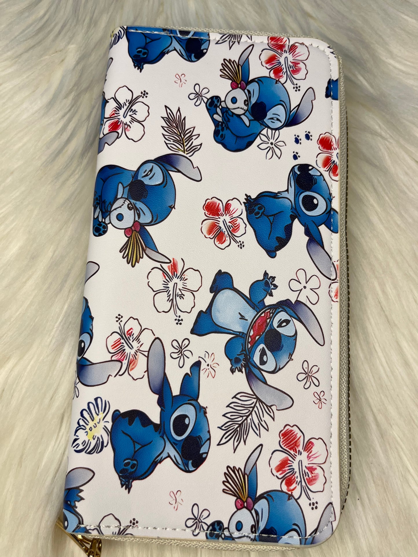 Stitch Long Wallets