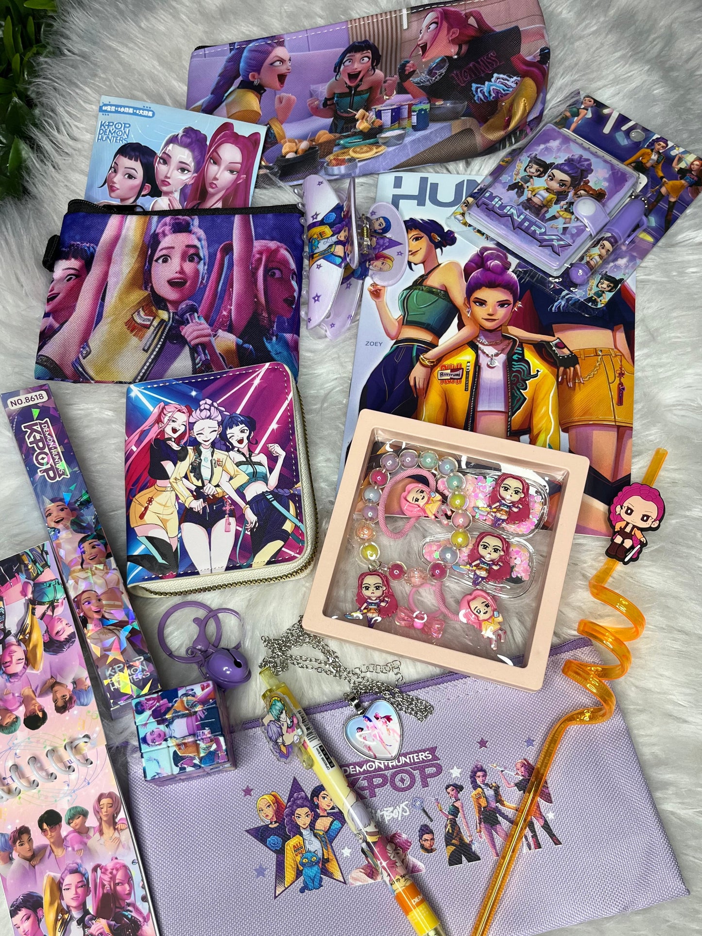 $300 - Kpop Demon Hunters Mystery Bags (10-13+ Random K Pop Demon hunters items )