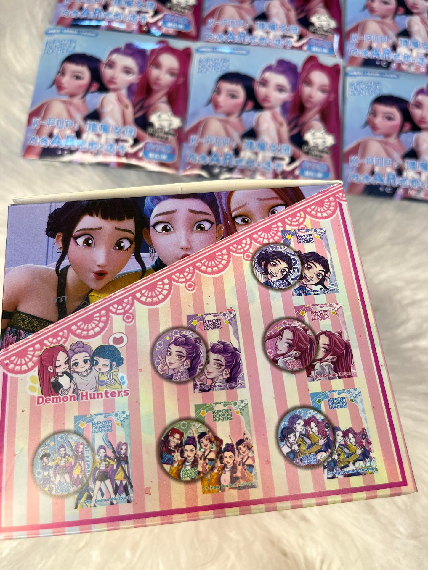 Kpop Demon Hunters - Blind Box Pins (Collectors Edition)